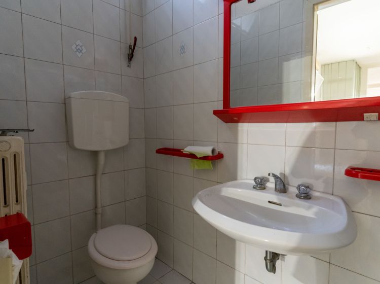 Negozio in vendita, via Cesare Battisti  12, Riviere, Padova