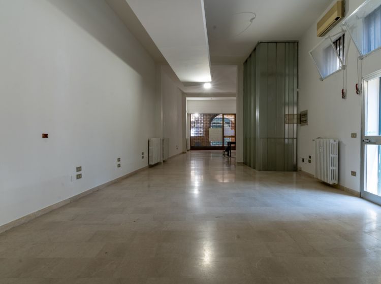 Negozio in vendita, via Cesare Battisti  12, Riviere, Padova