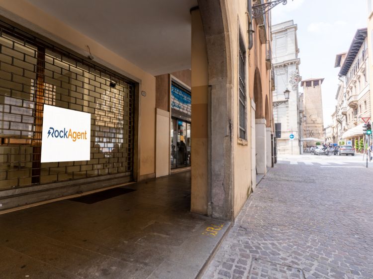 Negozio in vendita, via Cesare Battisti  12, Riviere, Padova
