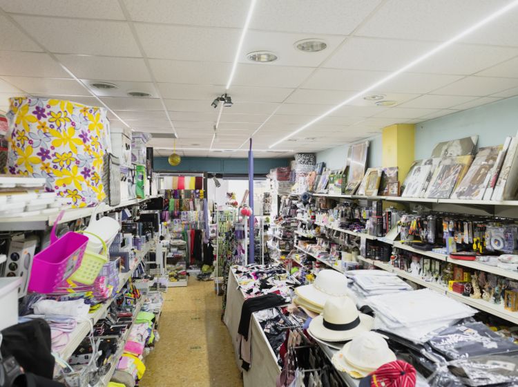 Stabile o palazzo in vendita, Corso Milano  85, Bovisio-masciago