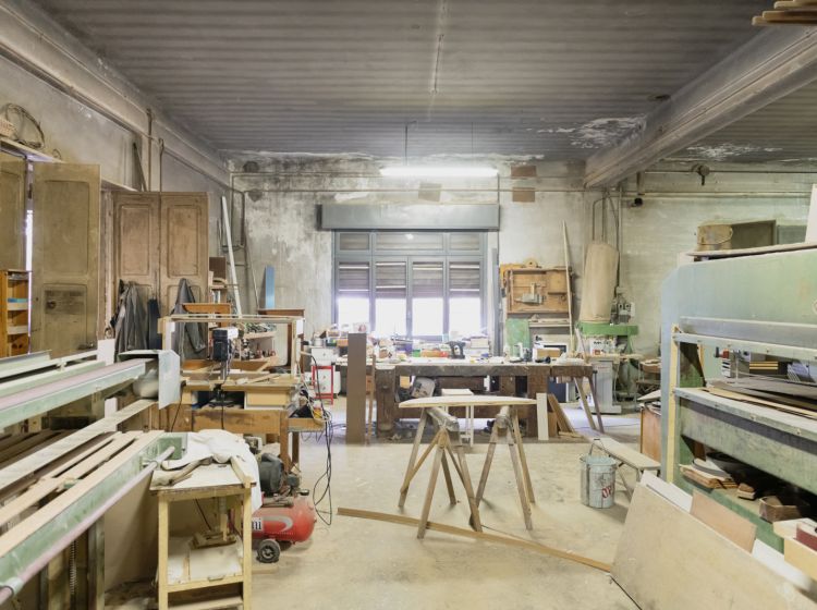 Stabile o palazzo in vendita, Corso Milano  85, Bovisio-masciago