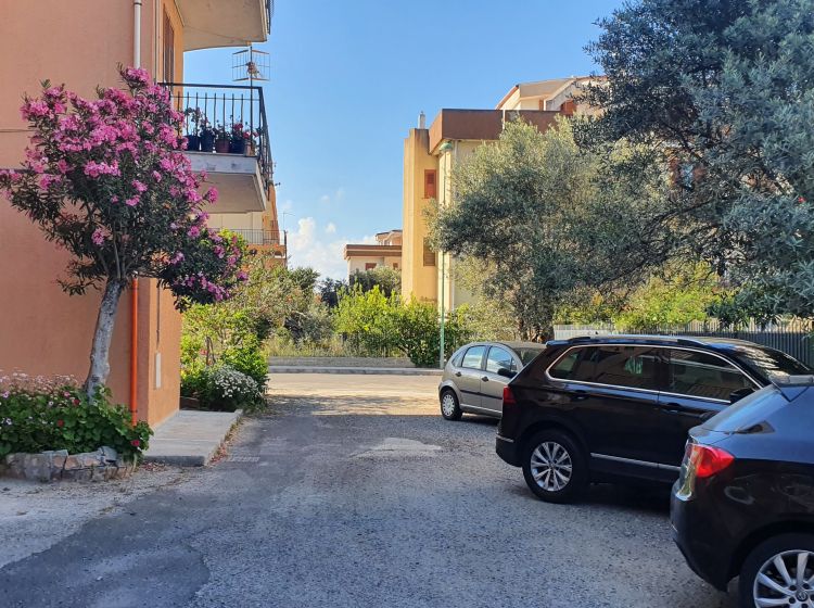 Trilocale in vendita, viale Aldo Moro  58, Marina di Sant&#039;Andrea Jonio, Sant&#039;andrea Apostolo Dello Ionio