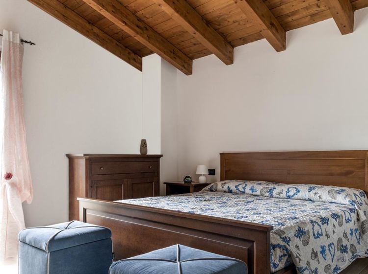 Villa in vendita, Strada Madonna  27, Casteggio