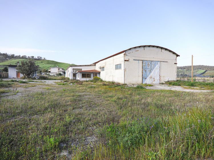 Capannone, viale Emilia 25, Catanzaro Lido, Catanzaro