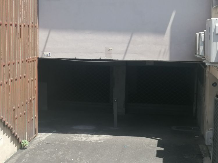 Box / Garage, via Vercelli  9, Vulcania, Catania