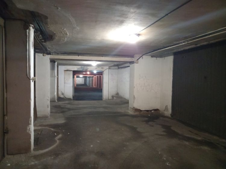 Box / Garage, via Vercelli  9, Vulcania, Catania