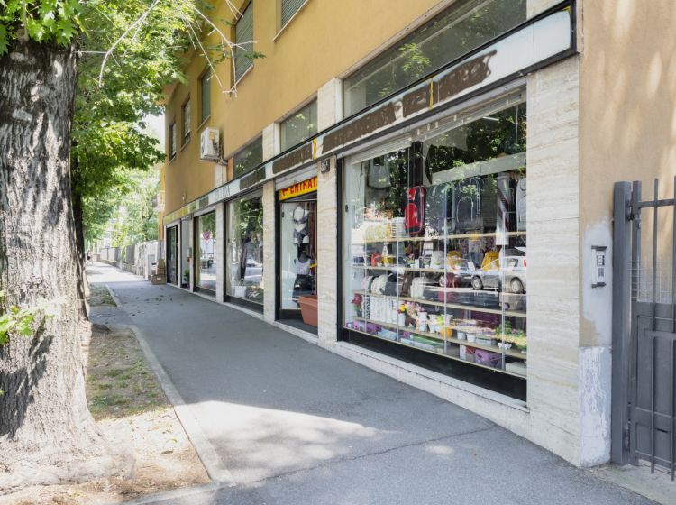 Negozio in vendita, Corso Milano  85, Bovisio-masciago