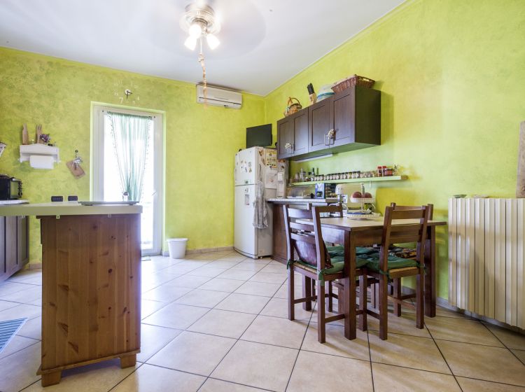 Quadrilocale in vendita, via Luciano Manara 7, Santa Maria delle Mole, Marino