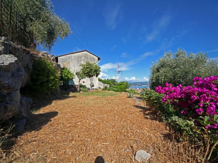 Villa in vendita, via di Murlo  70, Pegazzano, La Spezia