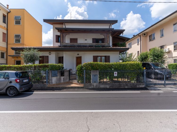 Villa in vendita, via Venezia 8, Ferri (Santa Maria Annunziata), Albignasego