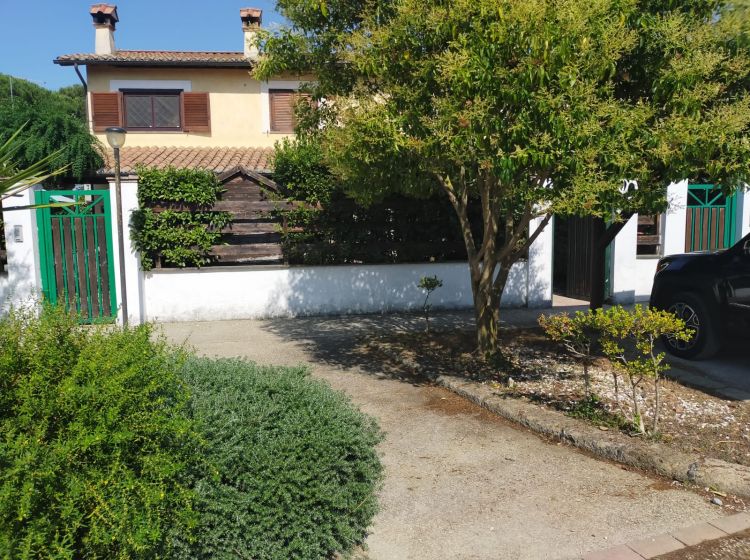 Villa in vendita, via del Pepe 23, Vigna di Valle, Bracciano