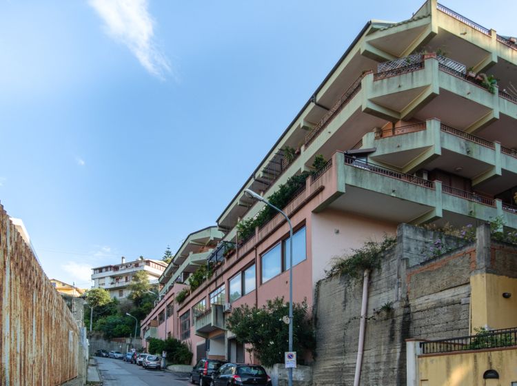 Appartamento in vendita, via Catara Lettieri, Camaro, Messina