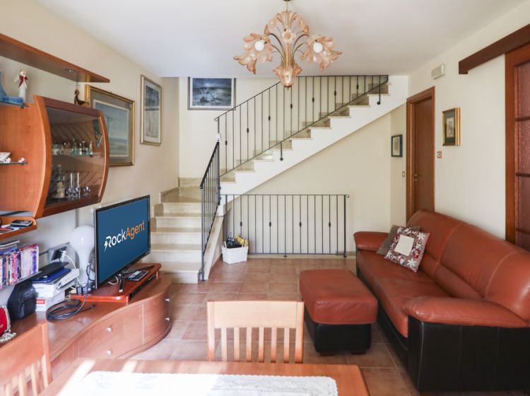 Villa in vendita, via Fiume Savuto 16, Siano, Catanzaro