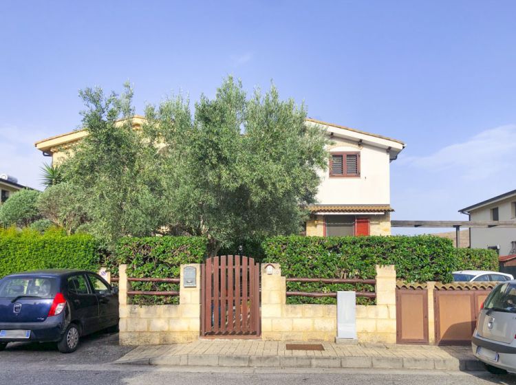 Villa in vendita, via Fiume Savuto  16, Siano, Catanzaro