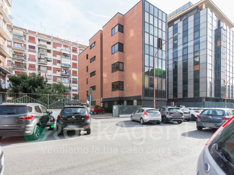 Ufficio in affitto, via Baldassarre Castiglione 55, Montagnola, Roma