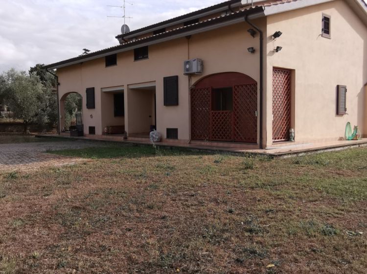 Villa in vendita, via Bob Marley 44, Lanuvio