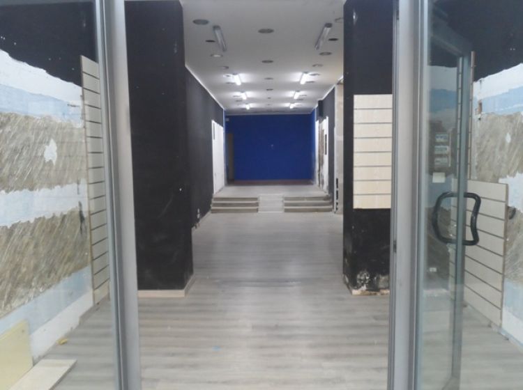 Negozio in affitto, via Luciano Manara  62, Centro, Messina