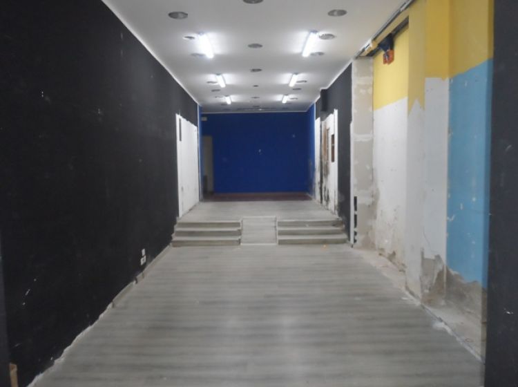 Negozio in affitto, via Luciano Manara  62, Centro, Messina