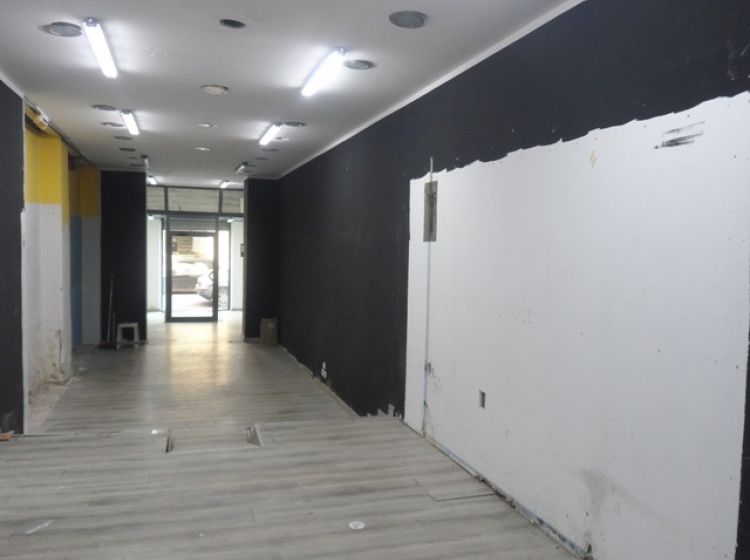 Negozio in affitto, via Luciano Manara  62, Centro, Messina