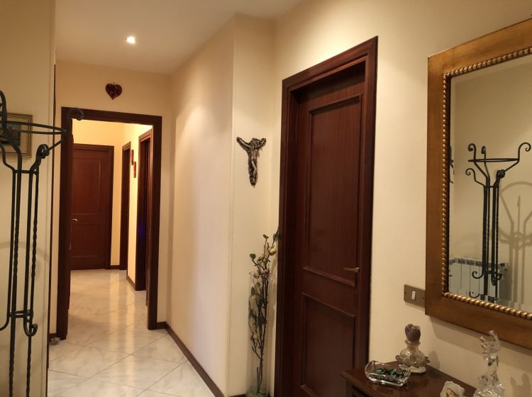 Quadrilocale in vendita, viale della Regione  72, Nicolosi