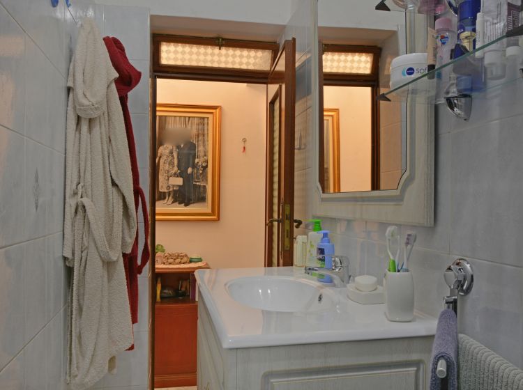 Quadrilocale in vendita, via XX Settembre  20, Centro Storico, Savona