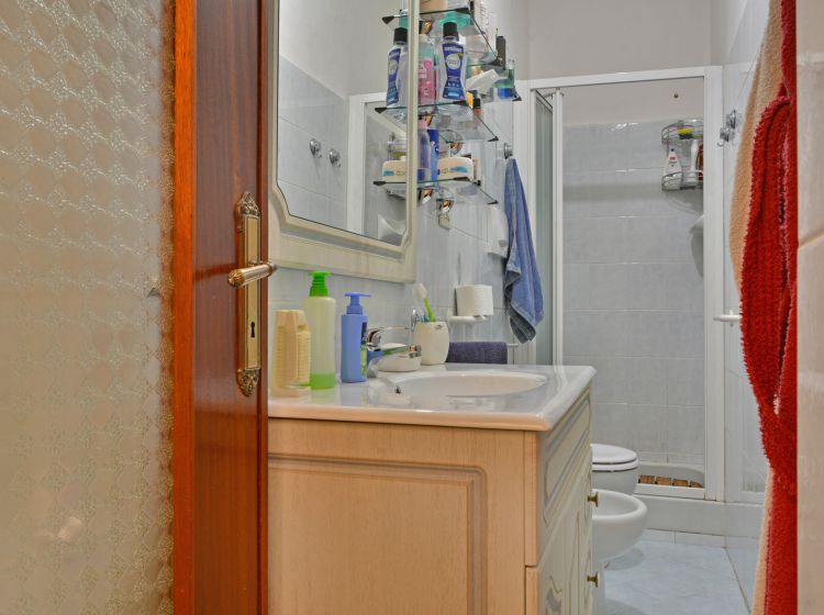 Quadrilocale in vendita, via XX Settembre  20, Centro Storico, Savona