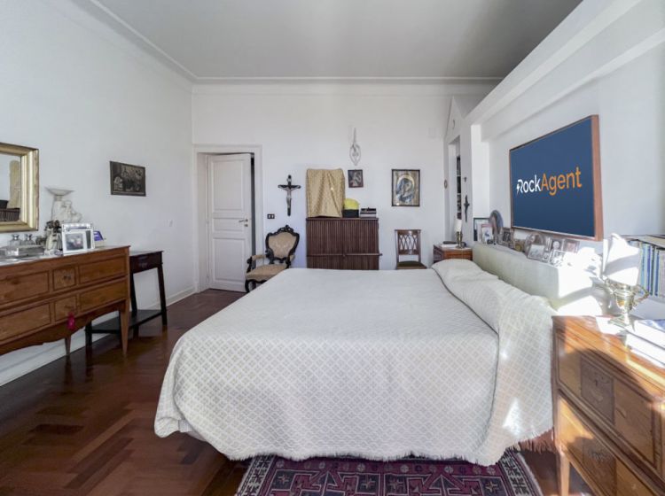Appartamento in vendita, via Raffaele Mottola d'Amato  8, Centro Storico, Catanzaro