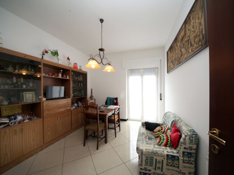 Trilocale in vendita, via Isonzo 17, Sturla, Genova