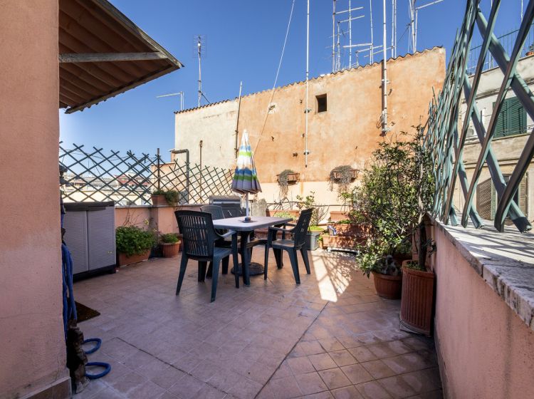 Attico in vendita, via Machiavelli  13, Centro Storico, Roma