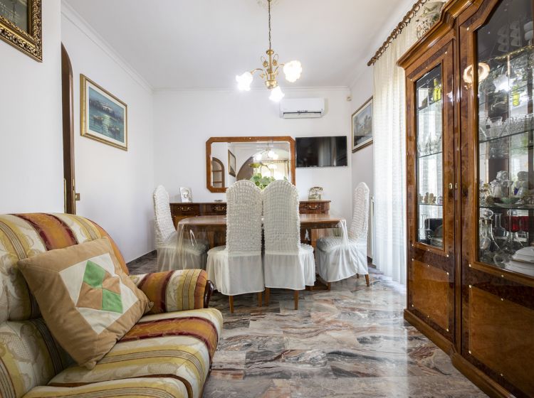 Villa in vendita, via Ispica  15, Borghesiana, Roma