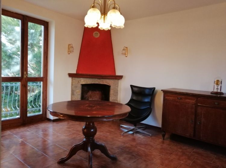 Terratetto unifamiliare in vendita, via V. Veneto  27, Pecorara, Alta Val Tidone