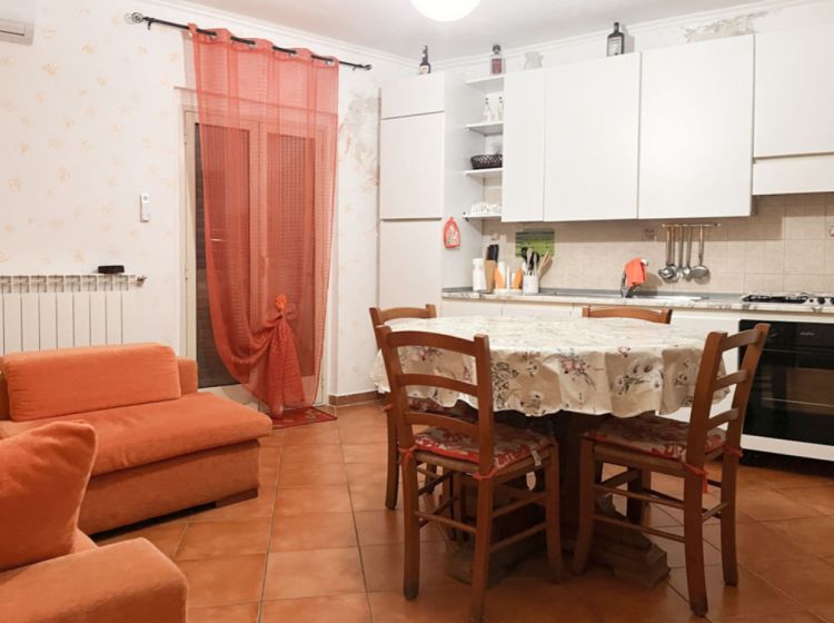 Bilocale in vendita, via Fiume Tacina  26, Sala, Catanzaro