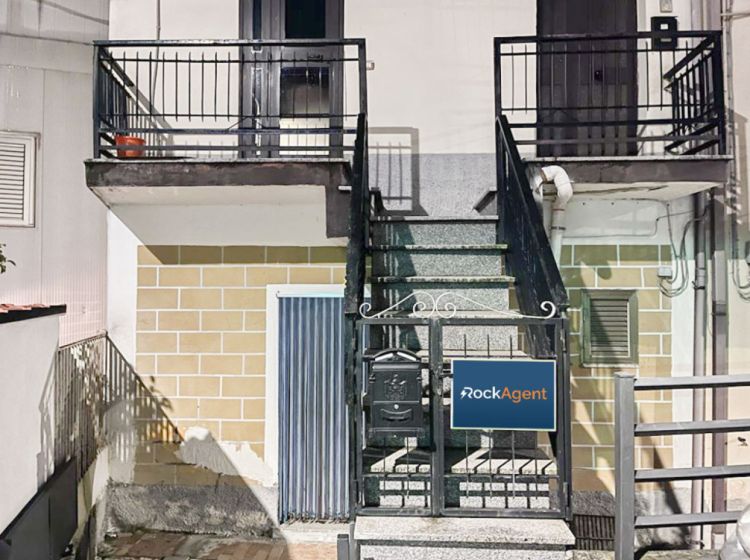 Bilocale in vendita, via Fiume Tacina  26, Sala, Catanzaro
