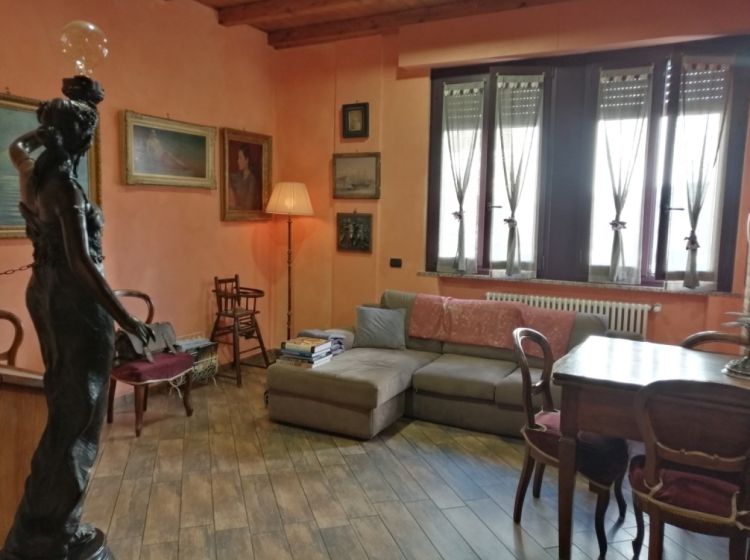 Trilocale in vendita, Bobbio  PC  Italia, Bobbio