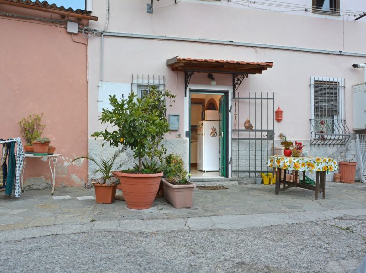 Terratetto unifamiliare in vendita, via della Nunziata  1, Legino, Savona