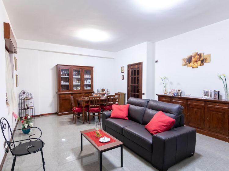 Appartamento, via Biagio Miraglia  65, Mater Domini, Catanzaro