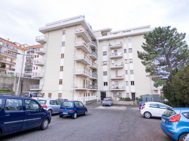 Appartamento in vendita, via Biagio Miraglia  65, Mater Domini, Catanzaro