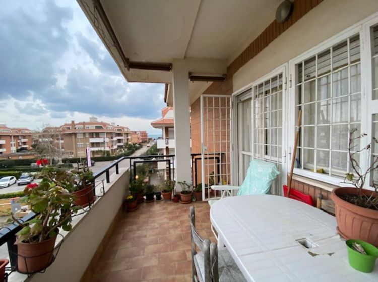 Trilocale in vendita, via Chieti  31, Ardea Marina, Ardea