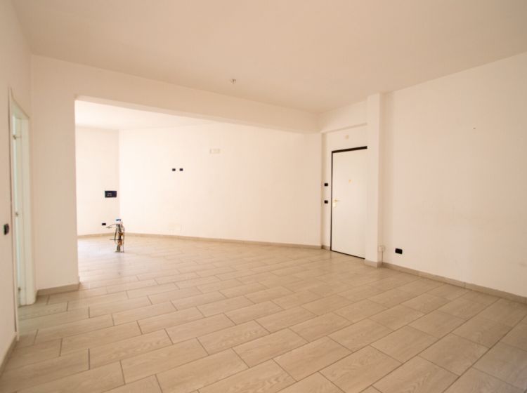 Quadrilocale in vendita, viale Vincenzo de Filippis 68, De Filippis, Catanzaro