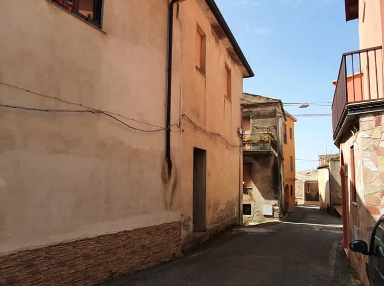 Terratetto unifamiliare in vendita, Piazza F. Caligiuri, Amato