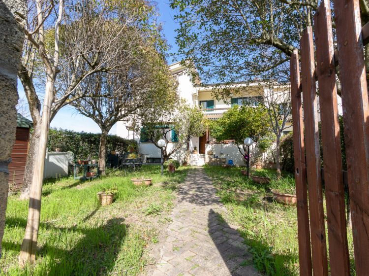 Villa, via Saul Greco, Siano, Catanzaro