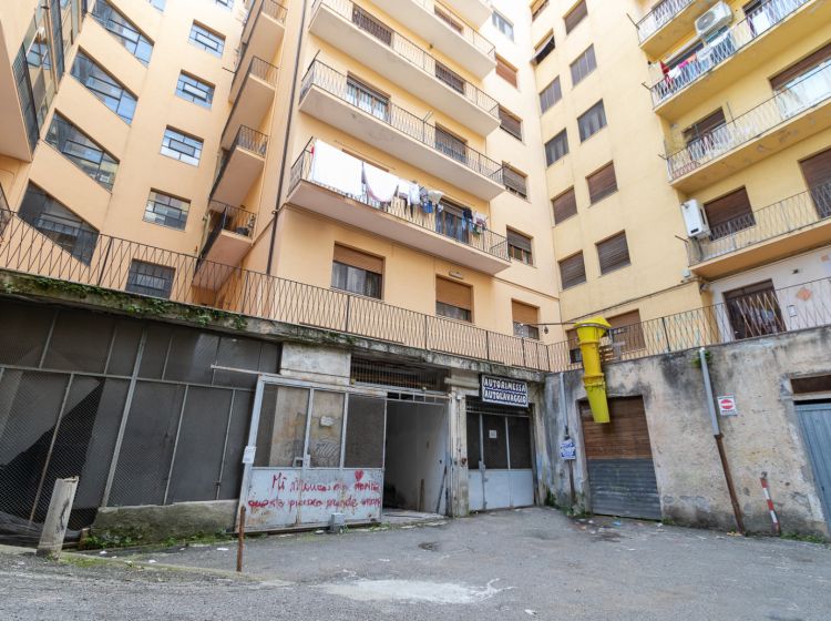 Box / Garage in vendita, via Melchiorre Jannelli  17, San Leonardo, Catanzaro