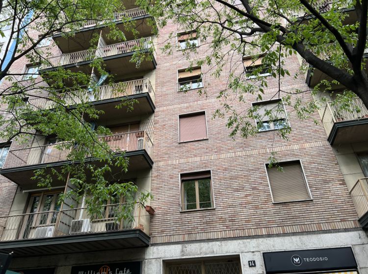 Bilocale in vendita, via Teodosio 14, Città Studi, Milano