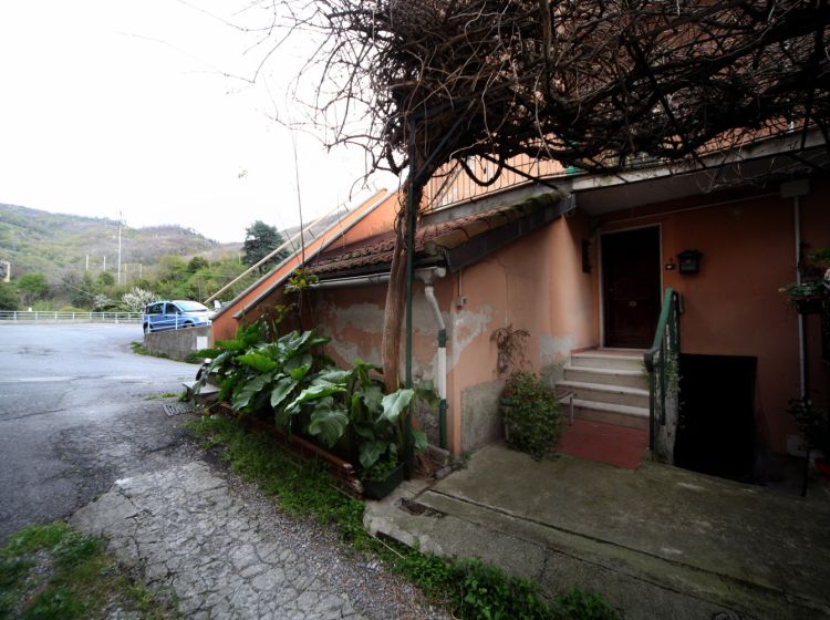 Bilocale, via Vittorio Veneto 60, Migliarina, Mignanego