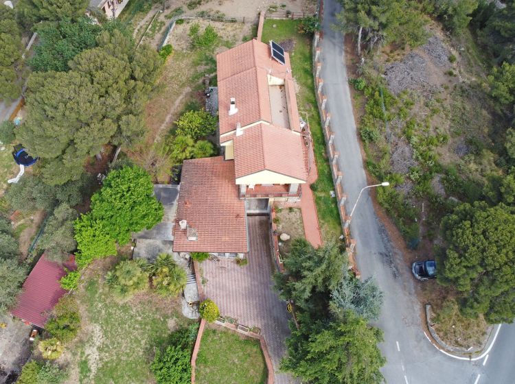 Villa in vendita, Reg. TORRE DEL POGGIO  2, Costarainera