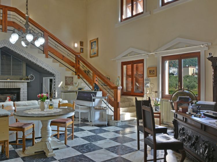 Villa in vendita, via Vicinale Vecchia per Peagna, Campochiesa, Albenga