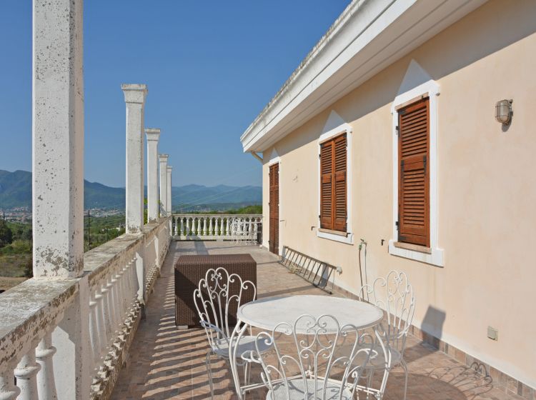 Villa in vendita, via Vicinale Vecchia per Peagna, Campochiesa, Albenga