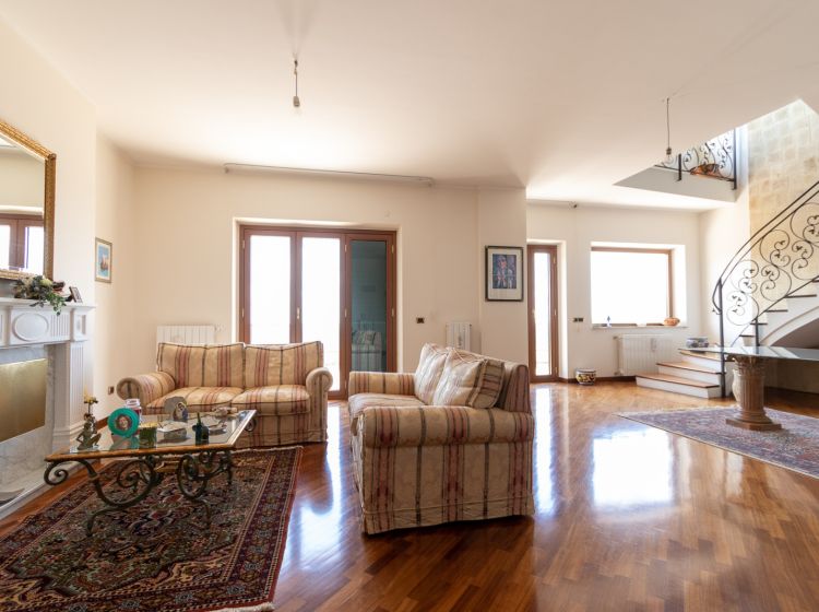 Villa in vendita, via Croci, Gimigliano