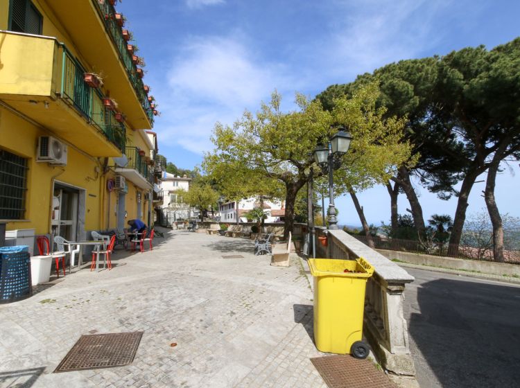 Trilocale in vendita, via F. Cilea, Sant'Elia, Catanzaro