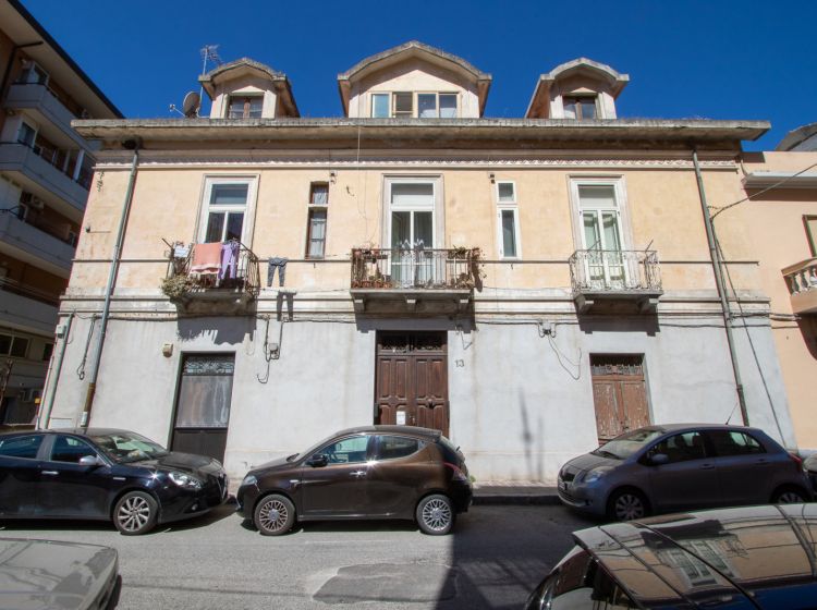 Trilocale in vendita, via Ettore Vitale, Pontegrande, Catanzaro